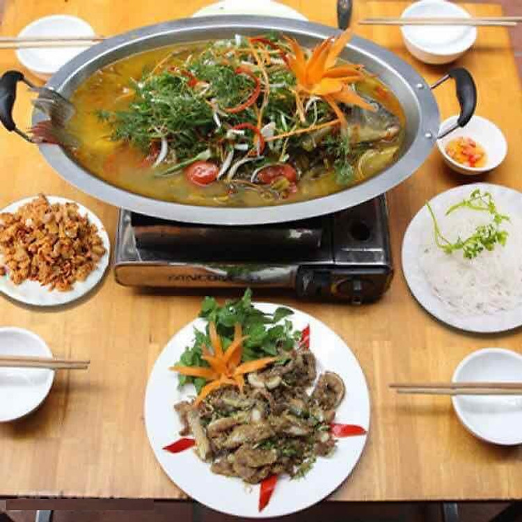 Khay cá chép om dưa