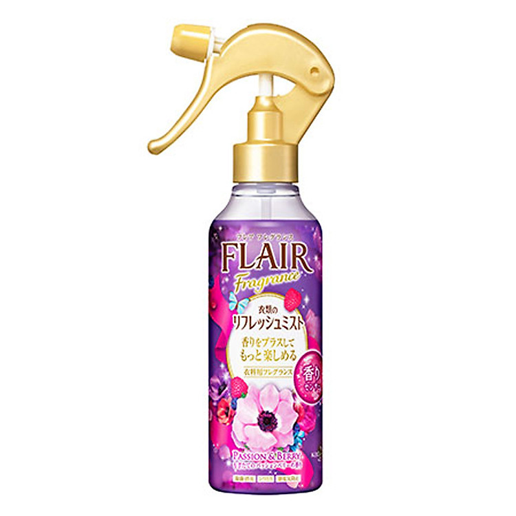 Xịt Thơm Quần Áo Nhật Bản Hương Việt Quất 270ml (Tặng Cafe Macca)