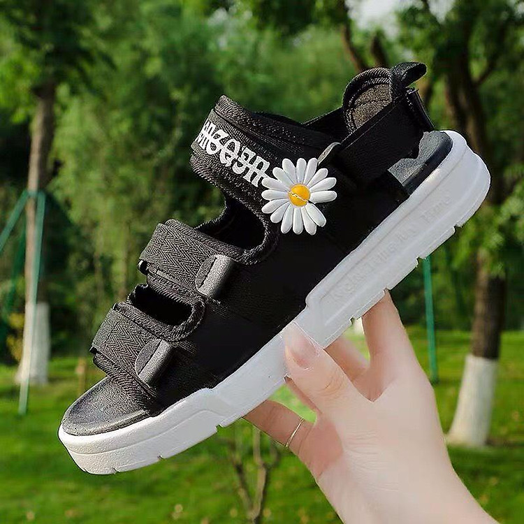 FREE SHIP 50K Dép quai hậu đi học , sandal quai hậu nữ học sinh quai dán thêu(dép xinh)