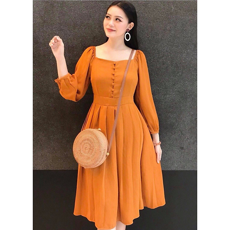 Đầm cam nút bọc xếp li