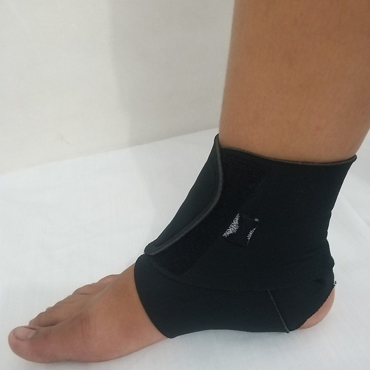 Băng cuốn cổ chân chơi thể thao