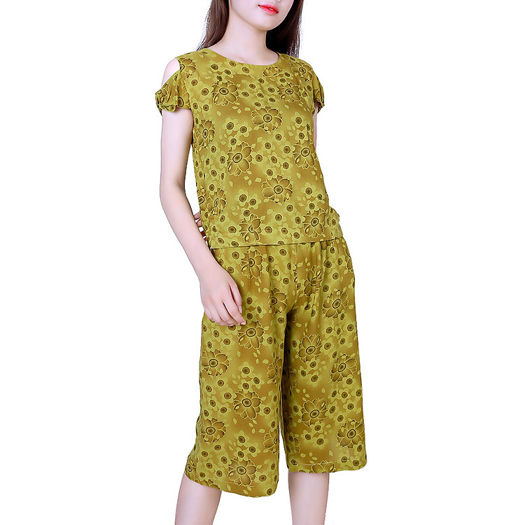 Bộ mặc nhà lanh (tole) Vicci BST.075.8 quần ống sớ trẻ họa tiết hoa nền cốm