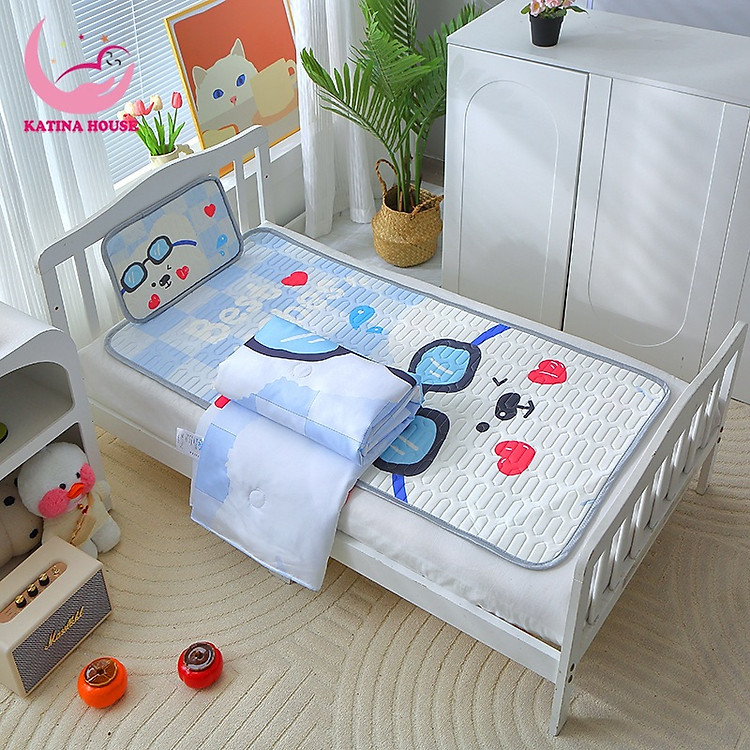 Combo chiếu điều hòa kèm mền cho bé, chiếu dày dặn mềm mại thoáng mát, họa tiết sắc nét dễ thương