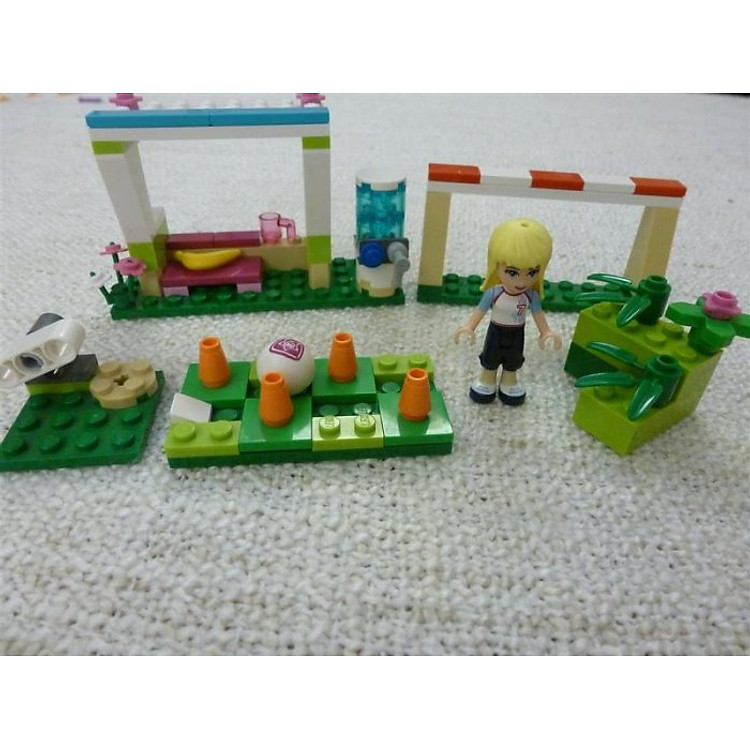 LEGO Friends 41011 - Sân Bóng Stephanie Chính hãng Giá rẻ - Hình ảnh 2