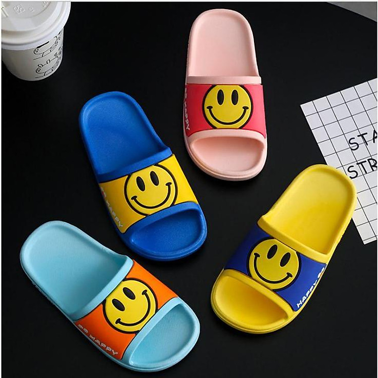 Dép hình mặt cười cho bé trai bé gái