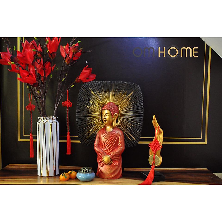 Tượng Phật Đứng Bán Thân