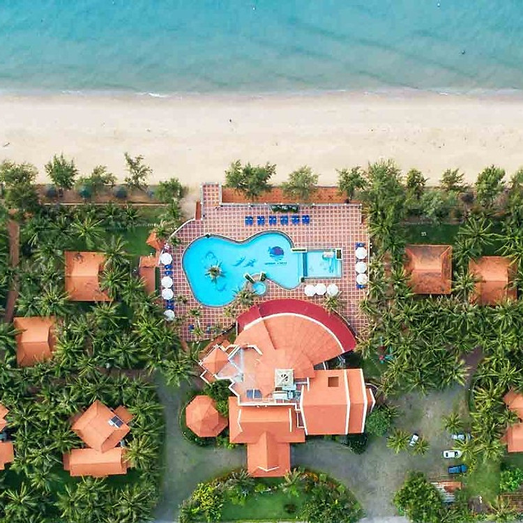 Golden Coast Resort & Spa 4* Phan Thiết - Gói 2N1Đ Ăn 02 Bữa, Hồ Bơi, Bãi Biển Riêng, Gần Kê Gà, Nhiều Ưu Đãi