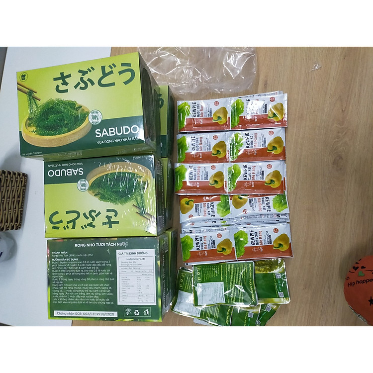 - COMBO 3 hộp Rong Nho Tách Nước SABUDO Nhật Bản + Tặng kèm 36 gói sốt mè rang KEWPIE