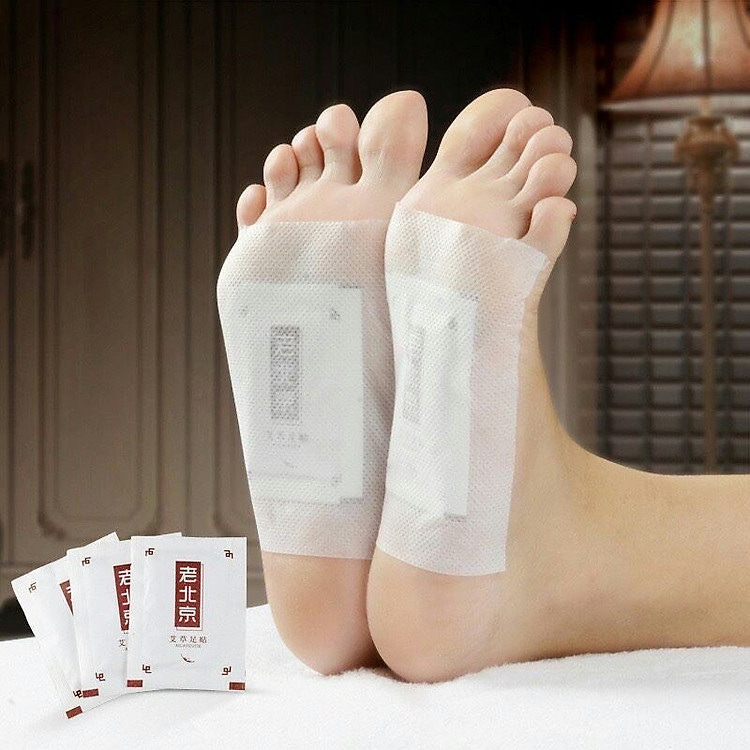 Hộp cao dán 50 miếng dán thải độc chân ngải cứu thải các chất độc qua gan bàn chân