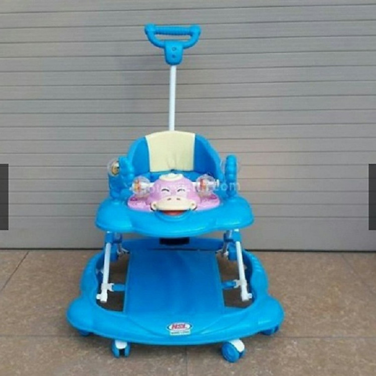 Xe tập đi con vịt (Có nhạc + để chân + tay đẩy)- màu cho bé trai- mẫu ngẫu nhiên