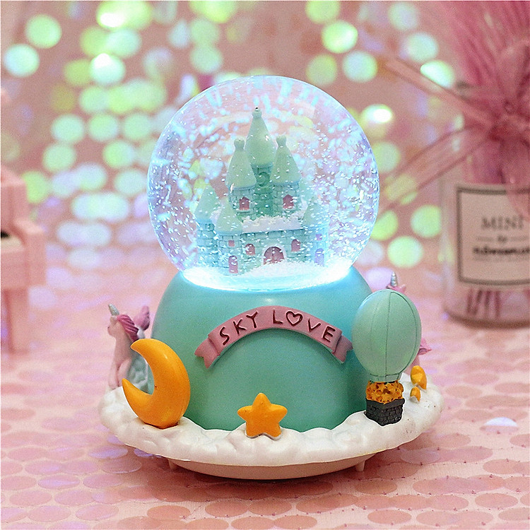 Quả cầu tuyết Lâu Đài Xanh