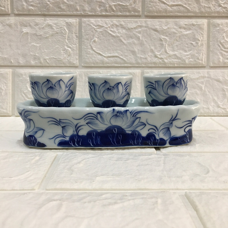 khay chén cúng 3 ly vẽ sen men xanh ngọc cao cấp Đk: 19cm. Cao: 7cm TT1005