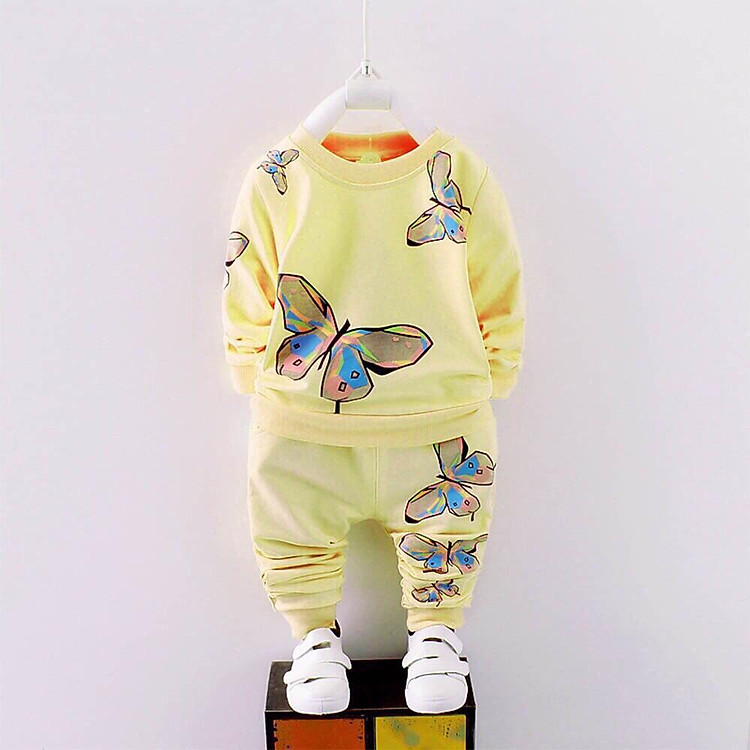 Bộ Quần Aó Dài Tay Bướm Bé Gái