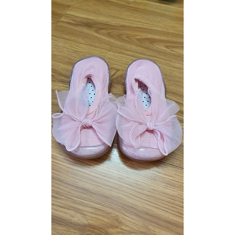 GIÀY TẬP ĐI ĐÍNH NƠ HQ CHO BÉ GÁI