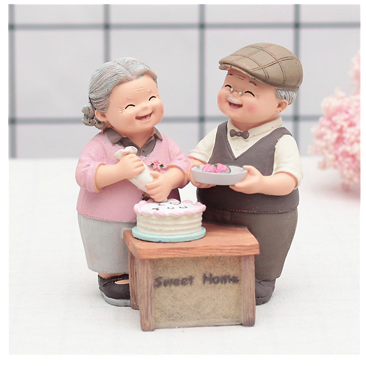 Tượng Ông Bà Làm Bánh