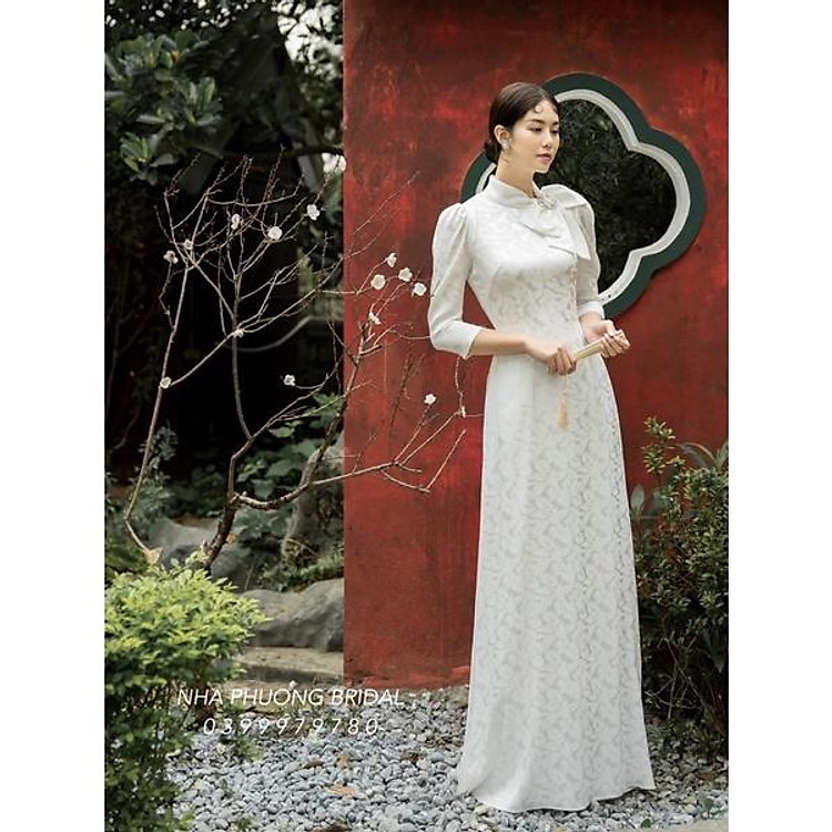 Áo Dài Gấm In Lá Cây, Cổ Nơ Gắn Tag Đá Sang Chảnh