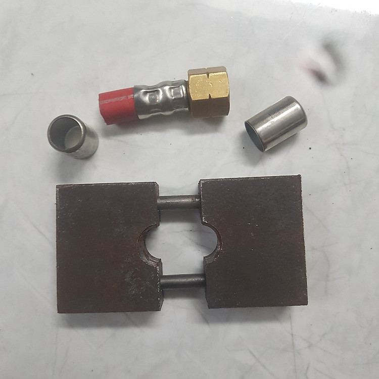 Bộ dụng cụ bấm đầu dây xịt rửa xe áp lực cao kèm 10 chén lót inox 304 dùng cho dây xịt 8.5mm thông dụng