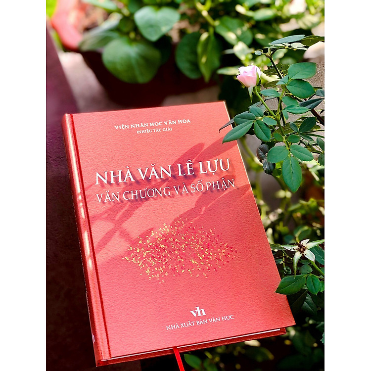 NHÀ VĂN LÊ LỰU – VĂN CHƯƠNG VÀ SỐ PHẬN