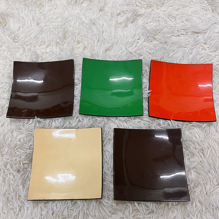 Dĩa Sơn Mài Vuông Trơn (14cm)