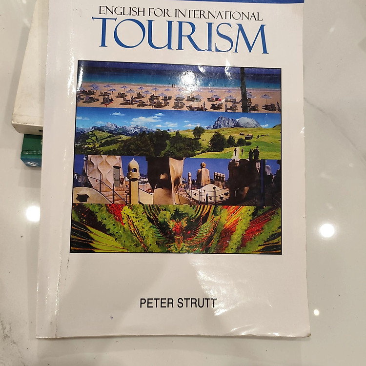 English for International Tourism: intermediate Coursebook