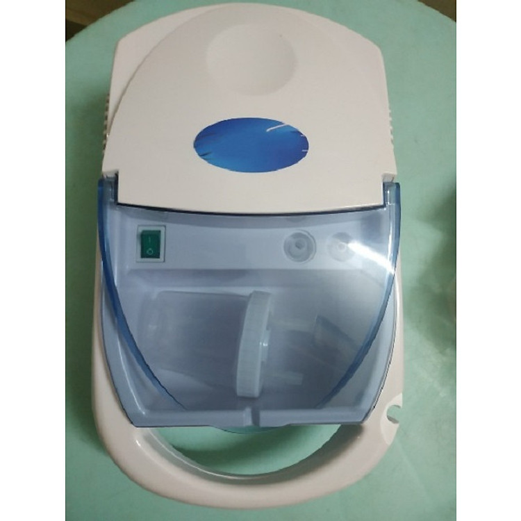 Máy xông mũi kiêm hút mũi khí dung tặng kèm thước đo chiều cao cho bé