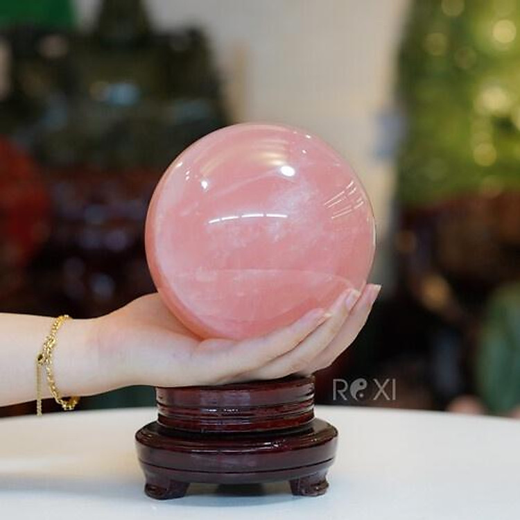 Quả cầu Thach Anh hồng sao 2A 2,88kg