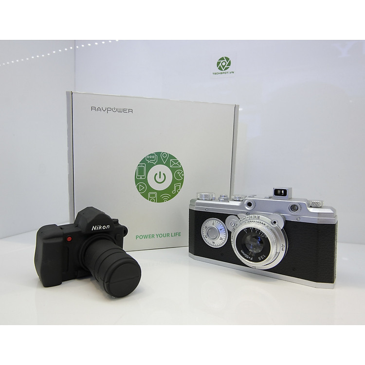 Bộ 2 pin và sạc đôi RavPower NP-FW50 cho Sony A6000, A6300, A6500, A7, A7 II, A7R, A7S... - Hàng chính hãng