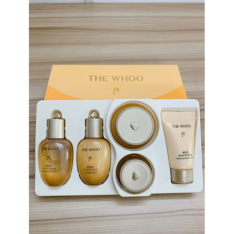 Bộ dưỡng ẩm, cải thiện độ đàn hồi da Whoo Gong Jin Hyang Firming 5pcs Set GWP
