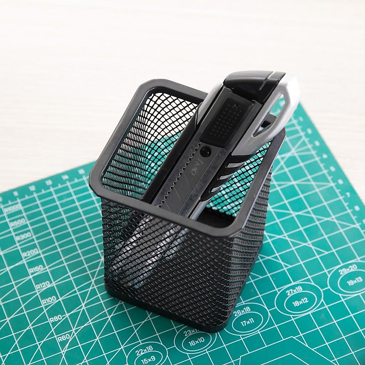 Dao rọc giấy Deli E2057 (8 lưỡi) - Ảnh 3