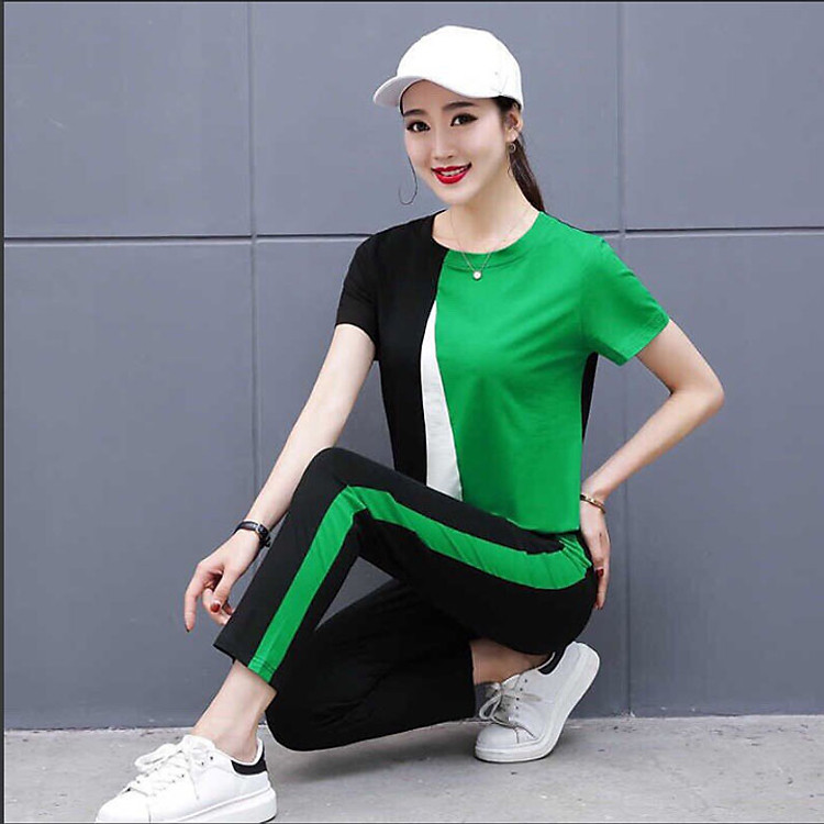 Bộ đồ thể thao nữ phối màu TT150