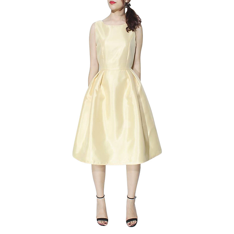 Đầm Phi Xoè Trơn 2 Ly Ember Spirit - Vàng Champagne