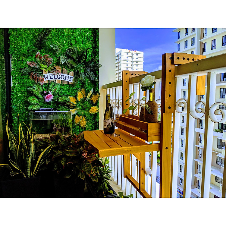 BÀN GỖ TREO BAN CÔNG ,CHẤT LIỆU GỖ THÔNG NHẬP KHẨU, ĐỘ BỀN CAO, CHỐNG ẨM PHÙ HỢP KHÍ HẬU NGOÀI TRỜI, DỄ LẮP ĐẶT, KHÔNG CẦN KHOAN TƯỜNG,HÀNG CAO CẤP