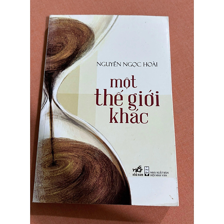 Một thế giới khác
