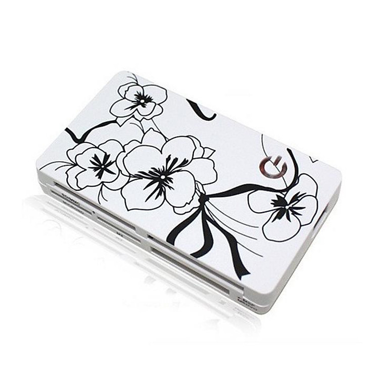 Đầu đọc thẻ nhớ máy ảnh ,đọc tất cả các đầu đọc thẻ(màu ngầu nhiên )