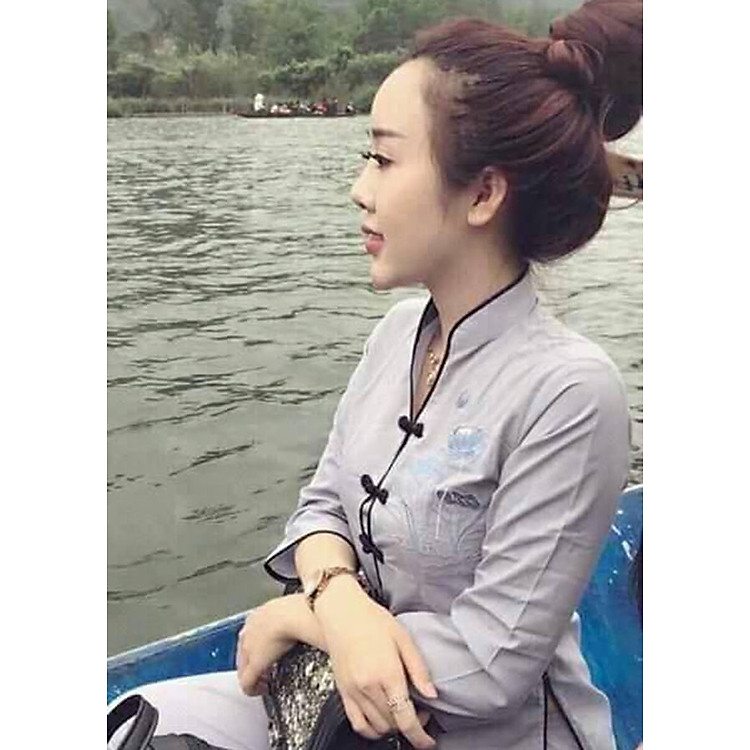 Áo Lam Đi Chùa - Bộ Cổ Tàu Thêu Sen Màu Lam Viền Đen