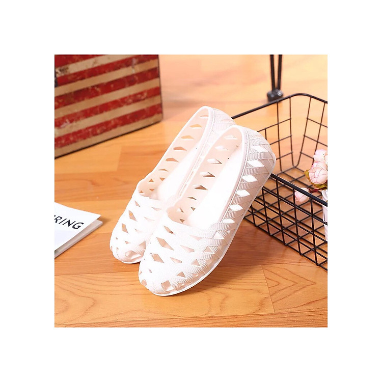 Giày nhựa siêu nhẹ cho nữ - SB65