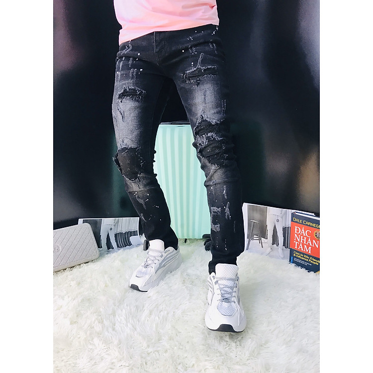 Quần jean đen vẩy sơn hot 2020
