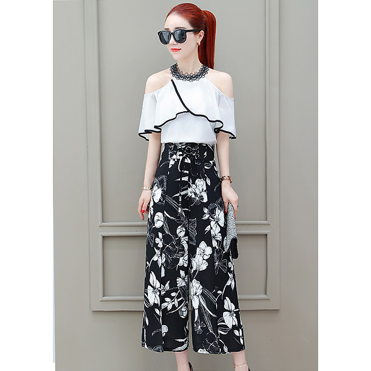 Set cổ yếm phối ren quần hoa xẻ tà S3017