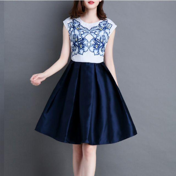 ĐẦM XÒE PHI LỤA PHỐI MÀU IN HỌA TIẾT