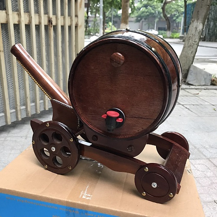 XE PHÁO KÉO TRỐNG RƯỢU