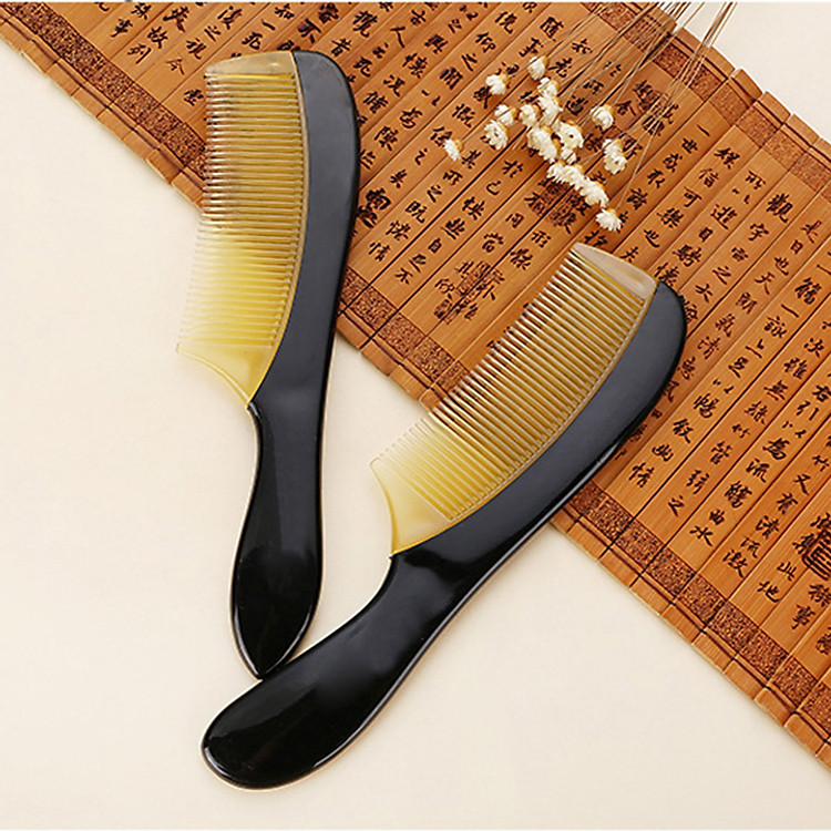 Cây Lược Chải Tóc Cute Girl Tiện Lợi Giá Tốt - MP102