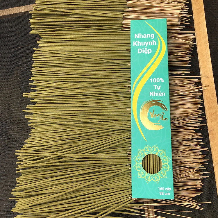 Nhang sạch lá khuynh diệp 160 cây 38cm