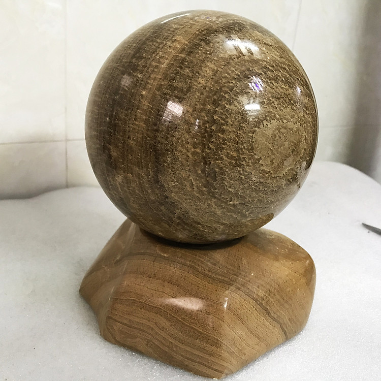 Quả cầu phong thủy đá tự nhiên màu vàng 15 cm cho mệnh Kim và Thổ đá Việt Nam