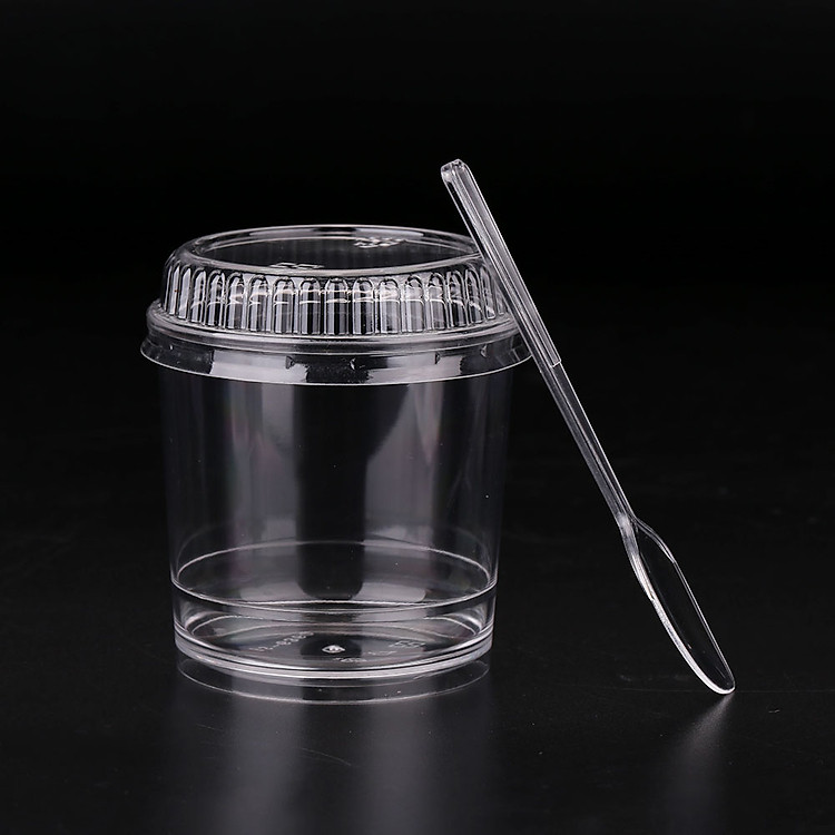 Hộp Nhựa Đựng Bánh Kèm Nắp Và Muỗng Dùng Một Lần