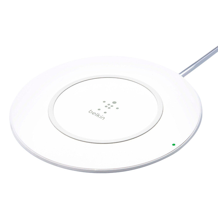 Đế Sạc Nhanh Không Dây Cho iPhone Belkin BOOSTUP F7U027DQWHT 7.5W Chuẩn Qi (Kèm AC Adapter) - Hàng Chính Hãng
