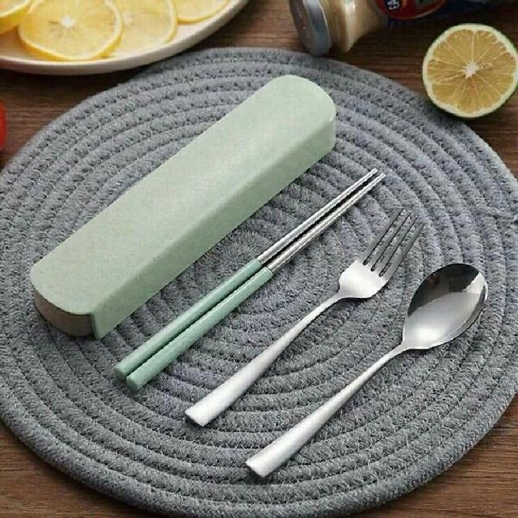 Bộ đũa thìa dĩa Inox có hộp đựng làm từ lúa mạch