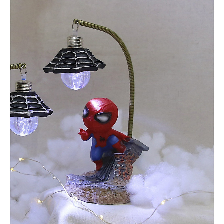 Đèn ngủ Spiderman leo trèo