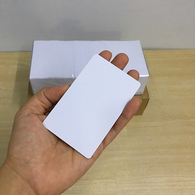 Hộp 250 thẻ nhựa trắng PVC (in nhiệt)