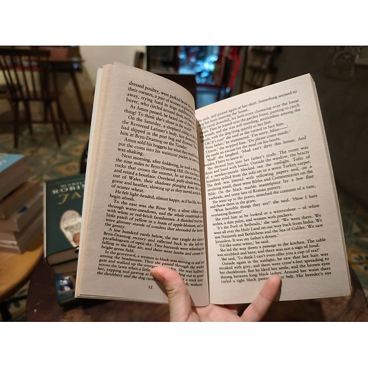 On The Black Hill (Vintage Classics) - Ảnh 6