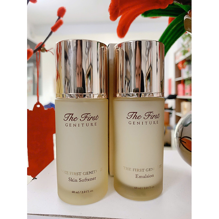 Bộ đôi nước hoa hồng và sữa dưỡng tái sinh da OH THE FIRST GENITURE SKIN và EMULSION 60ML